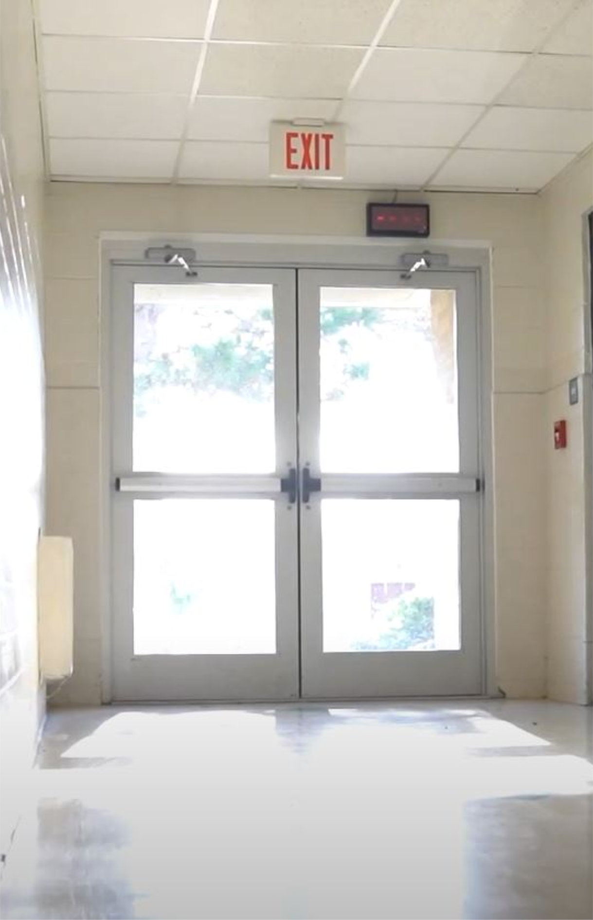 Door Emerge Door
